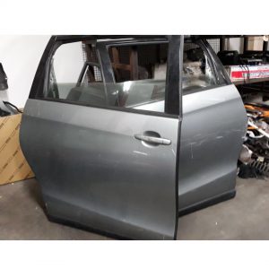 Toyota Estima Rear Door Only